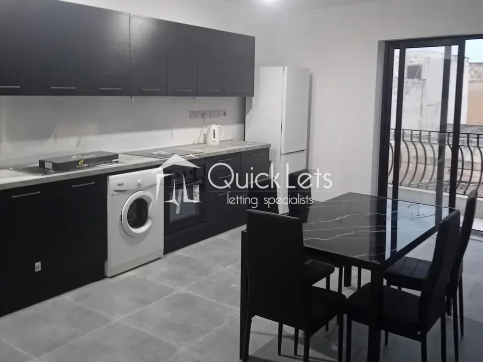 Chambre à louer à Hamrun