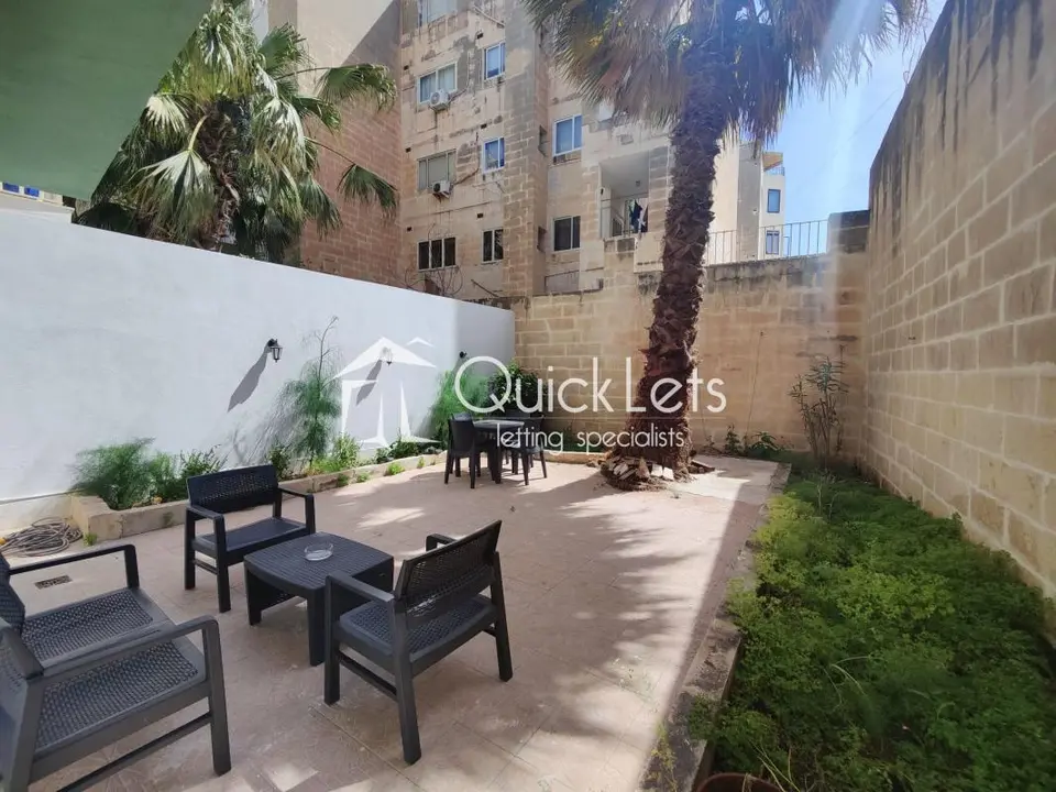 2 bedroom Maisonette to rent in Sliema