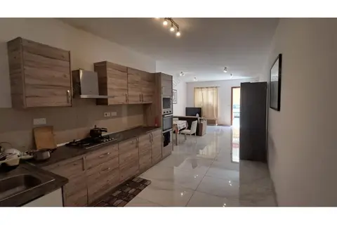 3 Bedroom Maisonette For Sale in Birkirkara