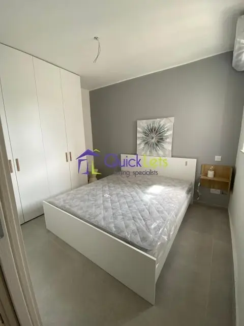 2 bedroom Block to rent in Gzira