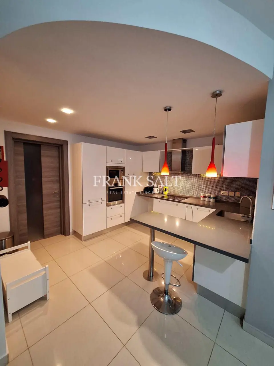 Attard, Furnished Apartment