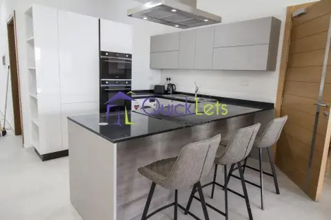2 bedroom Apartment to rent in Sliema
