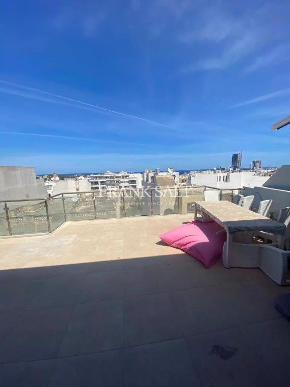 Swieqi, Furnished Penthouse
