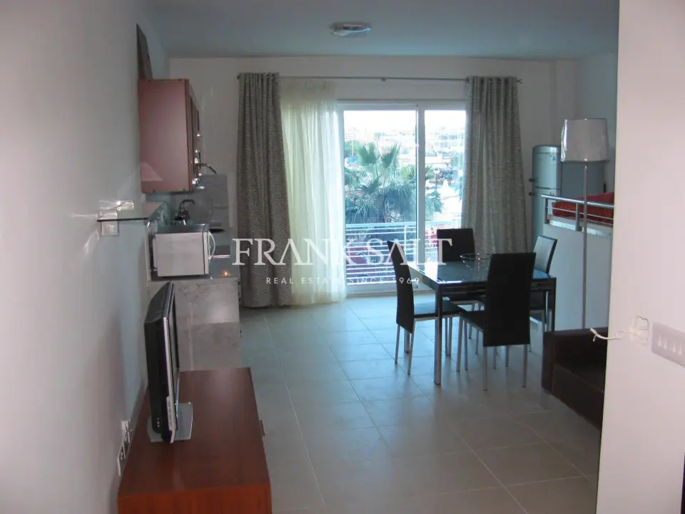 Gzira, Apartment