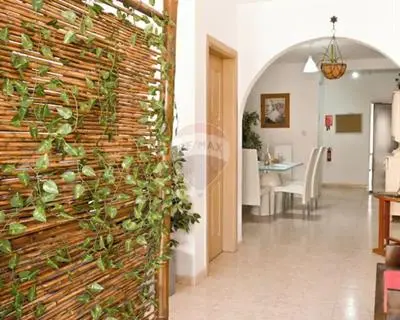 3 bedroom Maisonette to rent in Bahar Ic-Caghaq