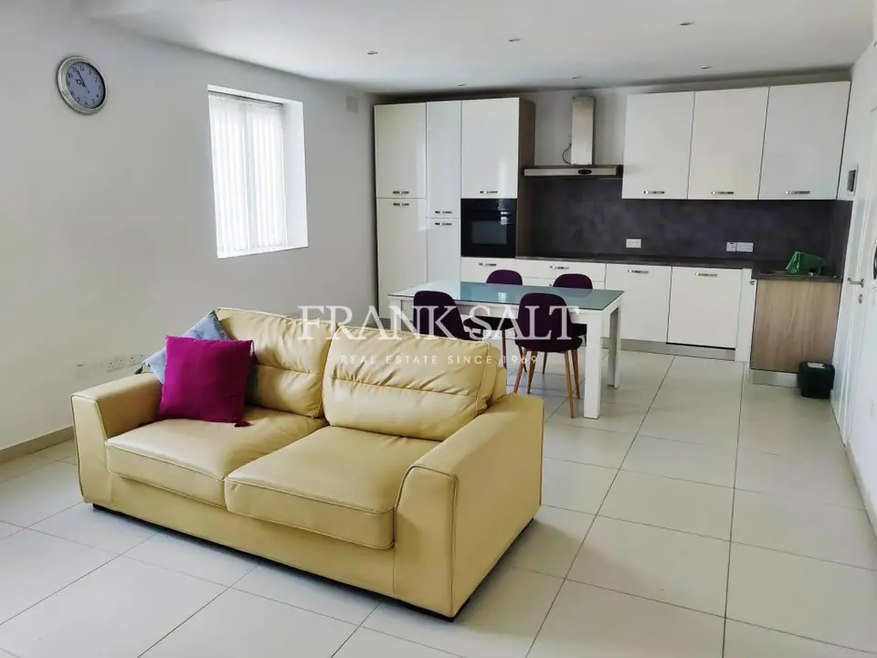 Gzira, Apartment