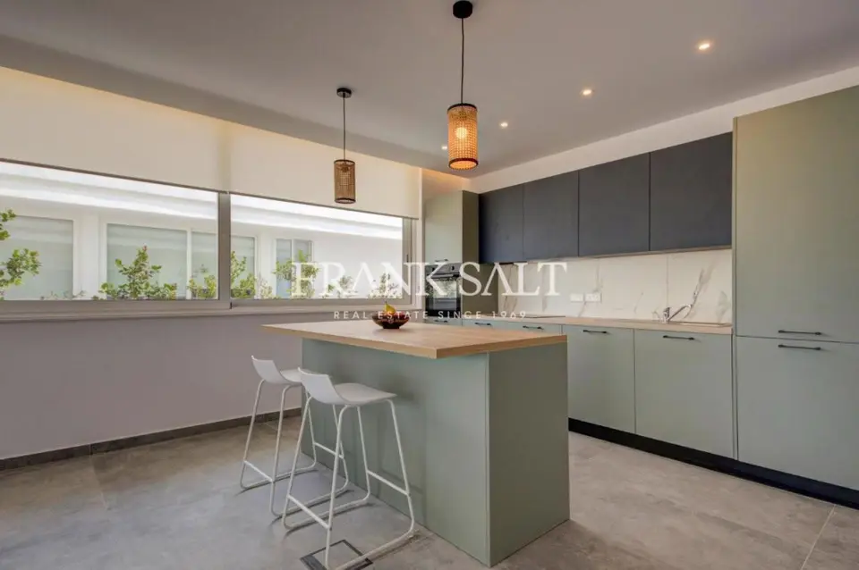 Bahar ic-Caghaq Furnished Apartment