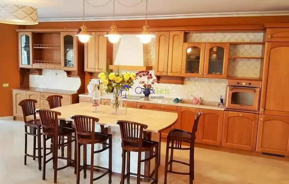 3 bedroom Apartment to rent in Ta' Xbiex