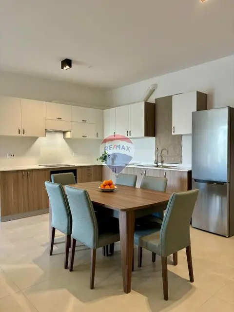 2 bedroom Penthouse to rent in Zurrieq