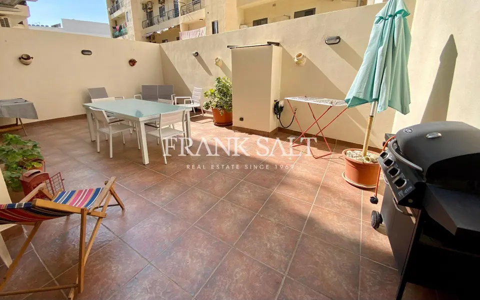 St Pauls Bay, Furnished Maisonette