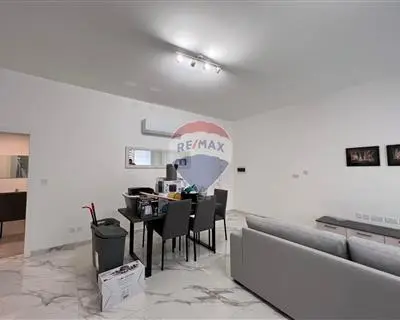 2 bedroom Maisonette to rent in Birkirkara