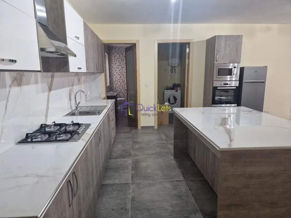 3 bedroom Apartment to rent in San Gwann