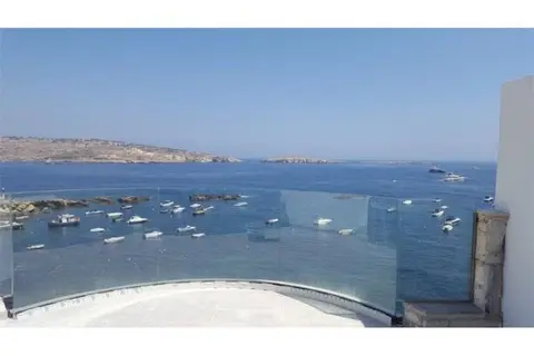 3 bedroom Penthouse to rent in St Paul's Bay