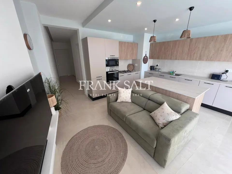 Gharghur, Furnished Penthouse