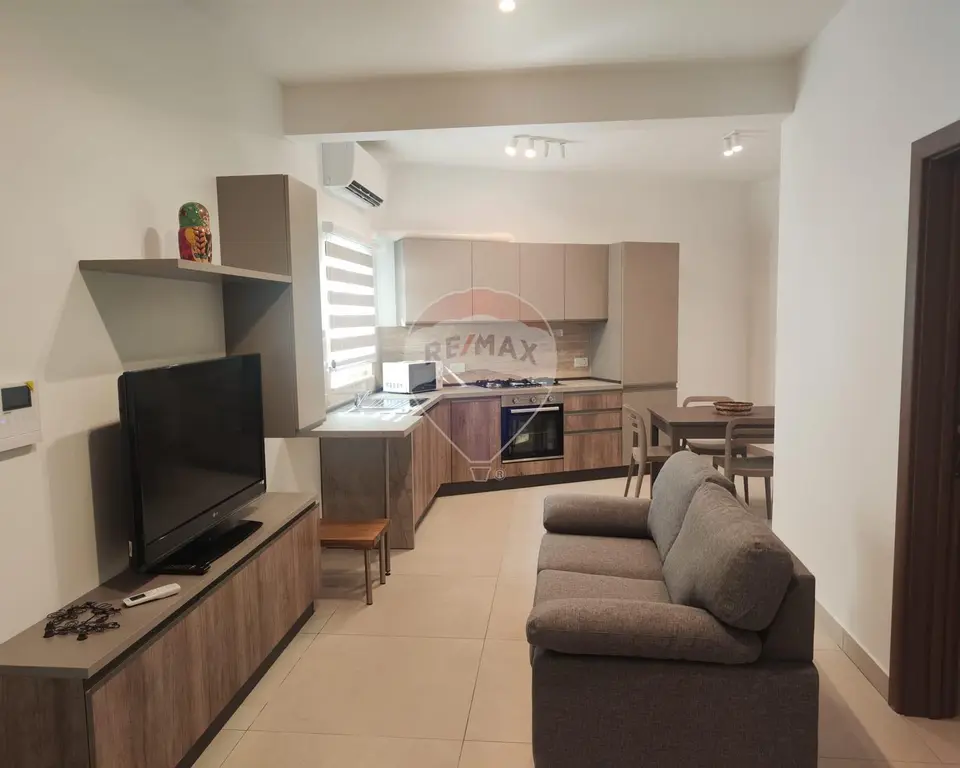 2 bedroom Apartment to rent in Birkirkara