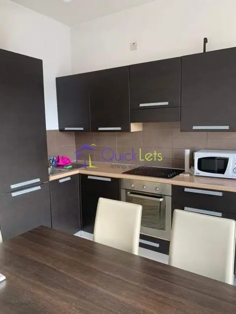 2 bedroom Apartment to rent in Gzira