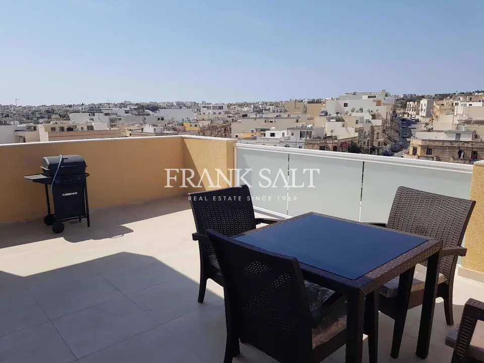Swieqi, Furnished Penthouse