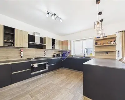 3 bedroom Apartment for sale in Gzira