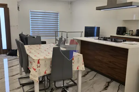 Maisonette For Sale in Zabbar