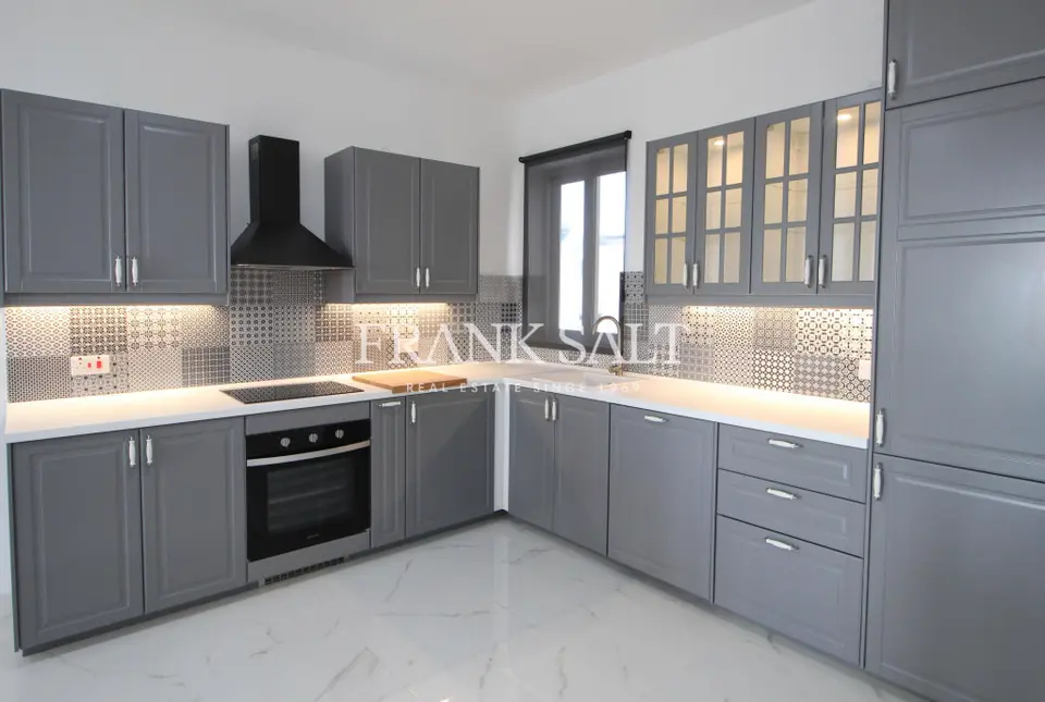 San Gwann, Furnished Apartment