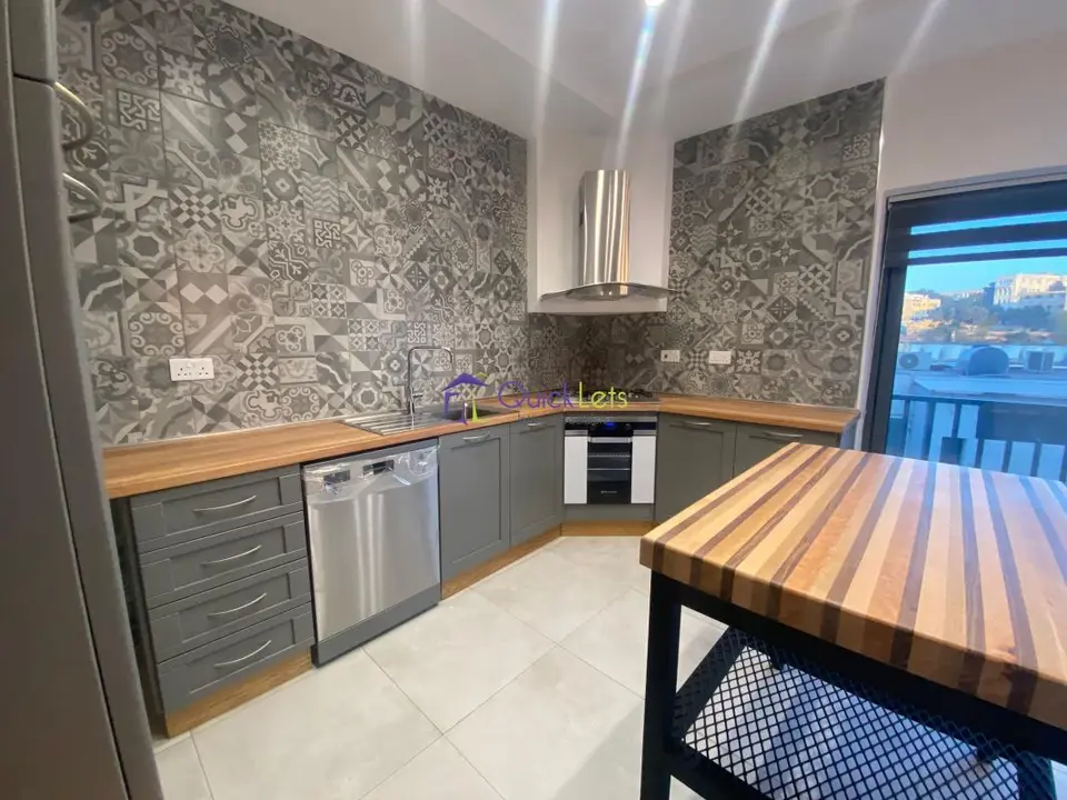 3 bedroom Apartment to rent in St. Julians