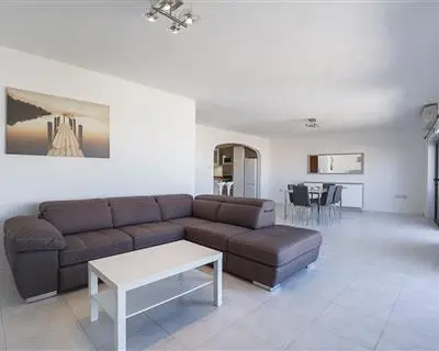 3 bedroom Apartment to rent in St Julian's