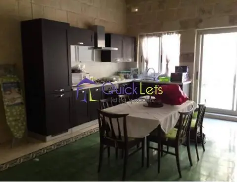 3 bedroom Townhouse to rent in Naxxar