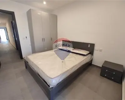 2 bedroom Apartment to rent in Ta' Xbiex