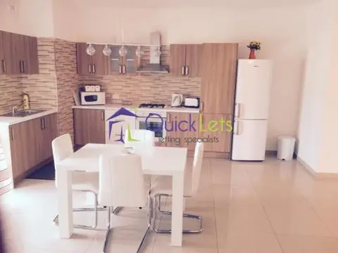 3 bedroom Apartment to rent in Iklin