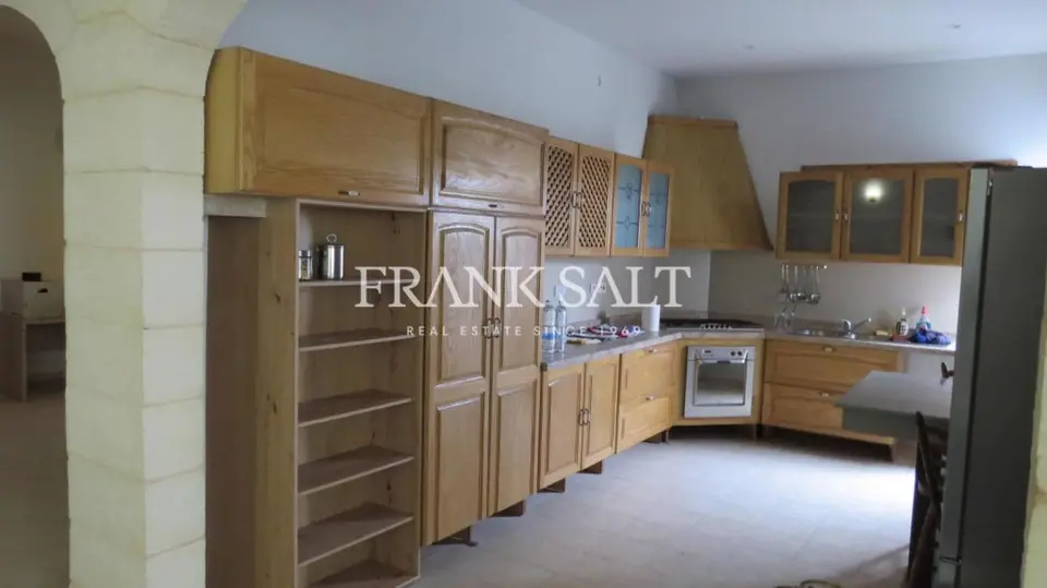 Zabbar, Furnished Penthouse