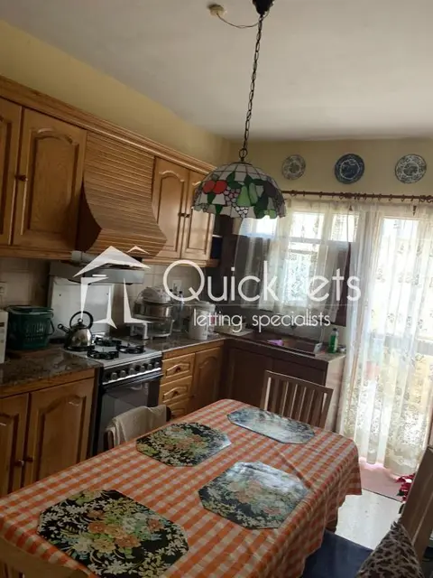 3 bedroom Terraced House to rent in St. Julians