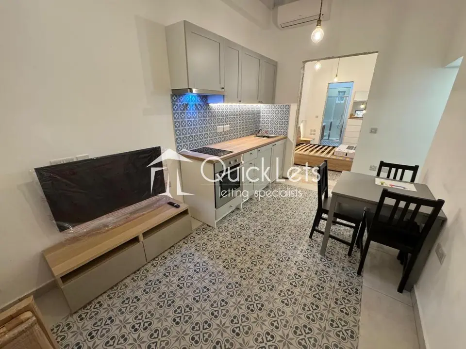 Duplex 1 chambre à louer à Hamrun