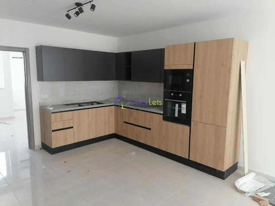 2 bedroom Apartment to rent in Gzira
