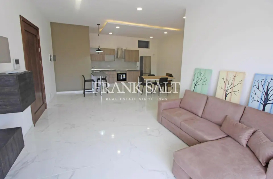 Naxxar, Furnished Apartment