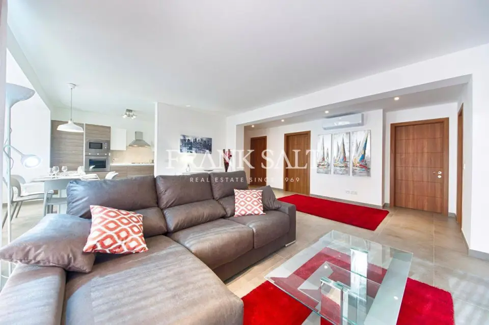 Swieqi, Furnished Apartment