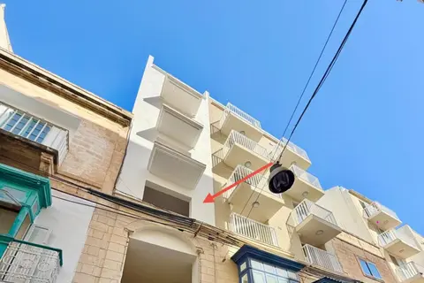 2 Bedroom Apartment For Sale in Gzira