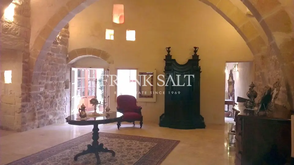 Zebbug, Furnished House of Character
