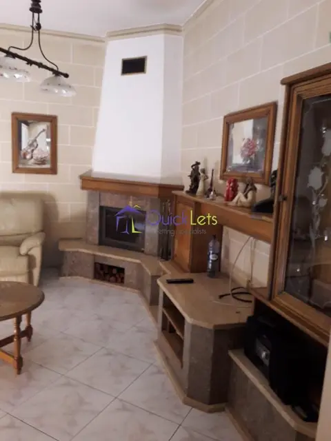 Appartement 3 chambres à louer à Luqa