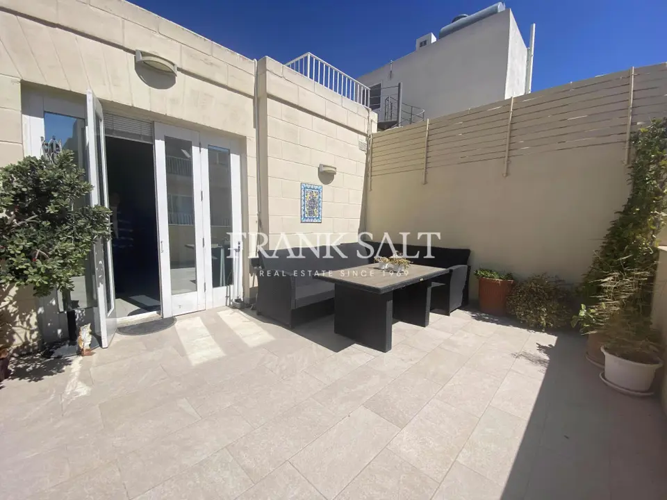 Sliema, Penthouse