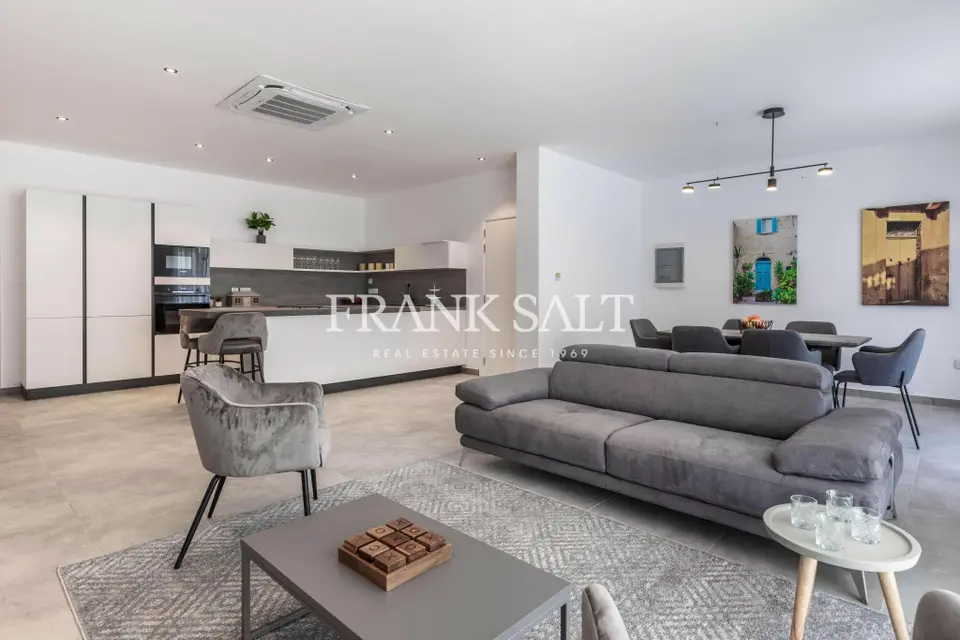 St Julians, Apartment