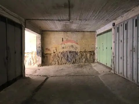 Garage (Residential) for sale in St Julian's