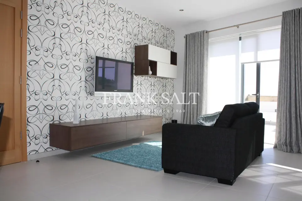 Swieqi, Furnished Apartment