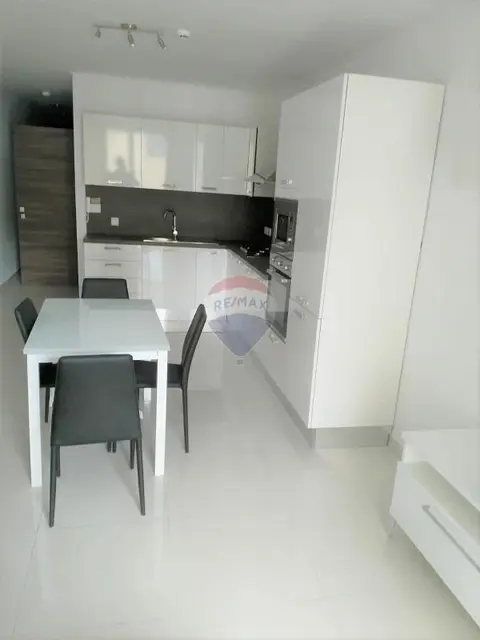 2 bedroom Penthouse to rent in Bugibba