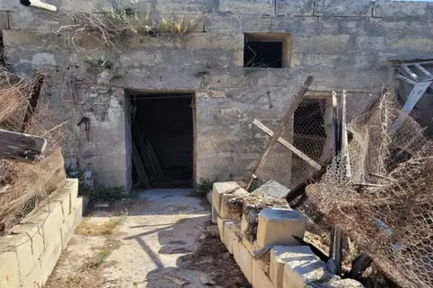 5 Bedroom Town House For Sale in Rabat