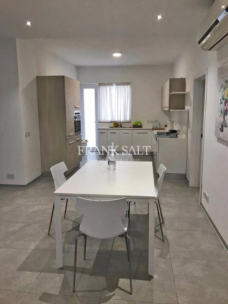 Naxxar, Furnished Apartment