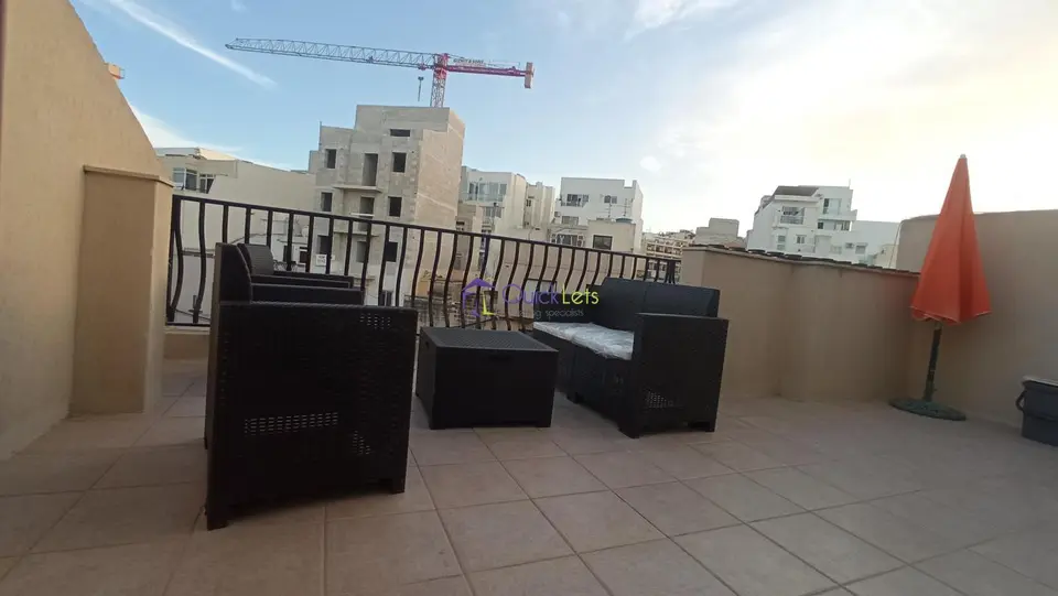 1 bedroom Penthouse to rent in Bugibba
