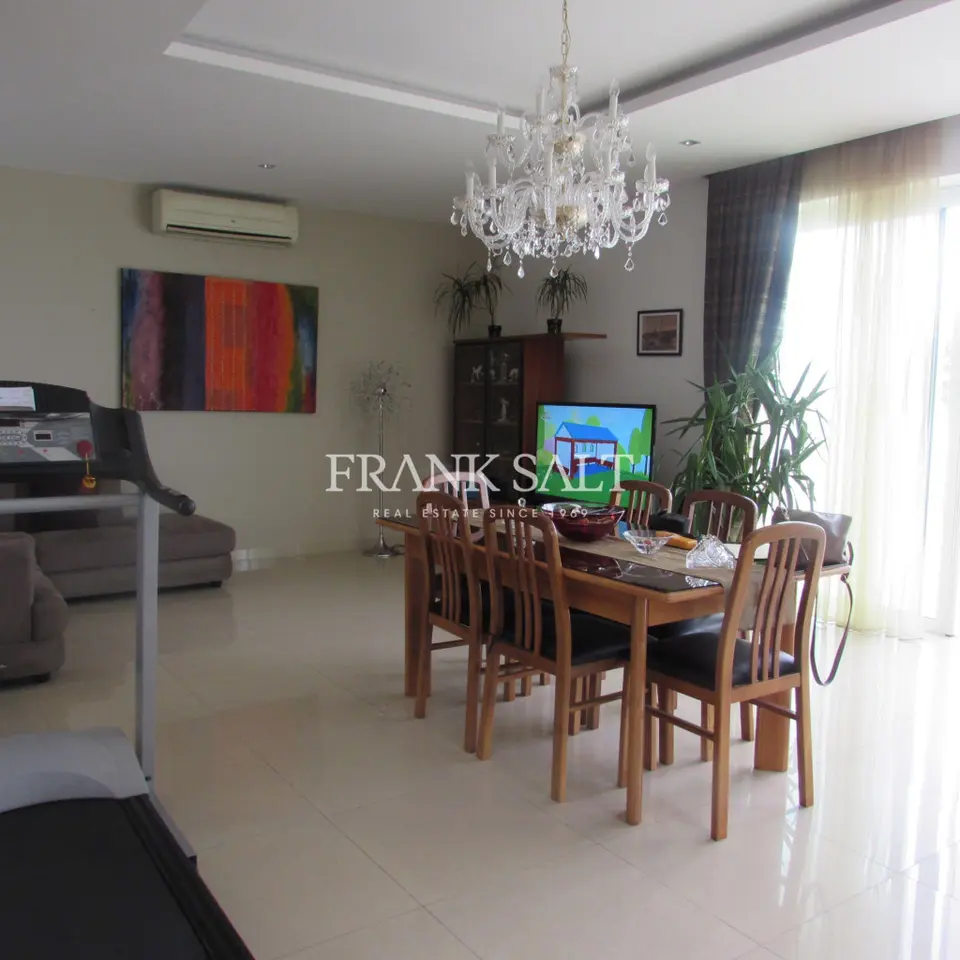 Naxxar, Furnished Semi-detached Bungalow