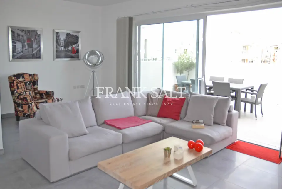 Swieqi, Furnished Penthouse