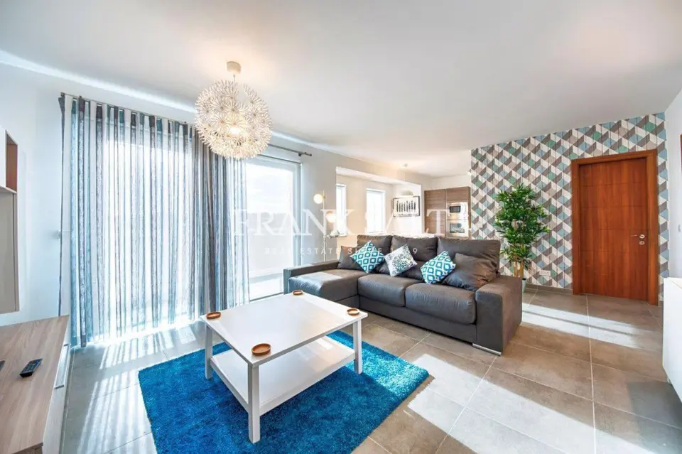 Swieqi, Furnished Apartment
