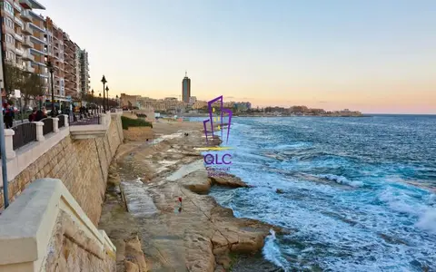 Commercial to rent in Sliema